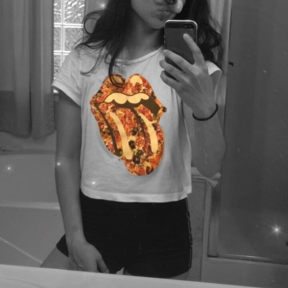 Riling stone crop top